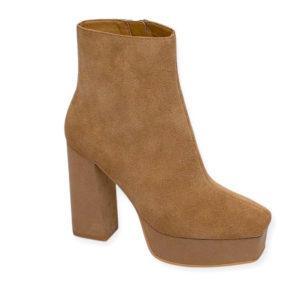 Suede platform block heel ankle bootie. NIB. SZ. 9 ( camel shade) - Picture 1 of 6